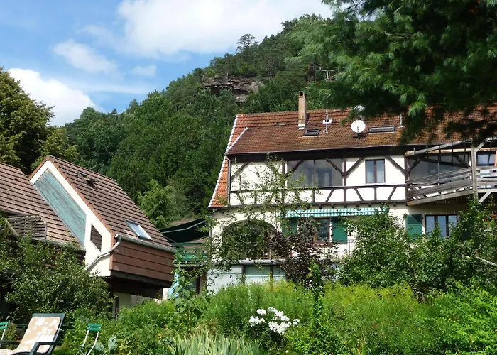Alsace Village Hotel 2*