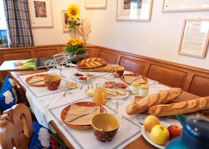 Alsace Village Hotel 2*